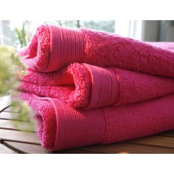 Drap de douche UNI Fuchsia 70cmx140cm